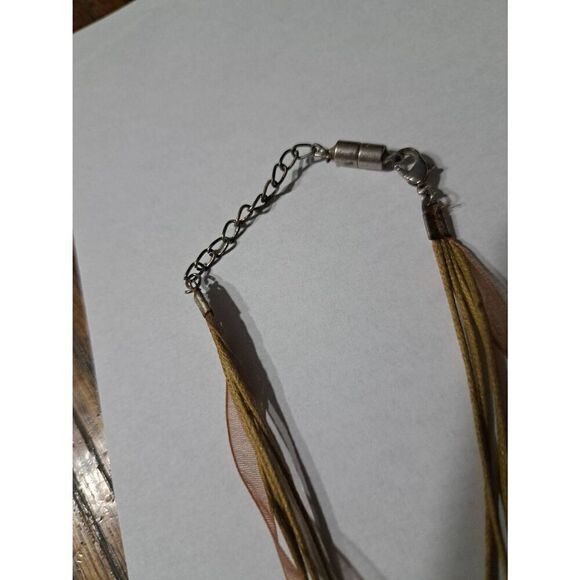 Handcrafted Funky Boho Retro Vintage Glass Flower Pendant Art Glass Necklace - Picture 6 of 6